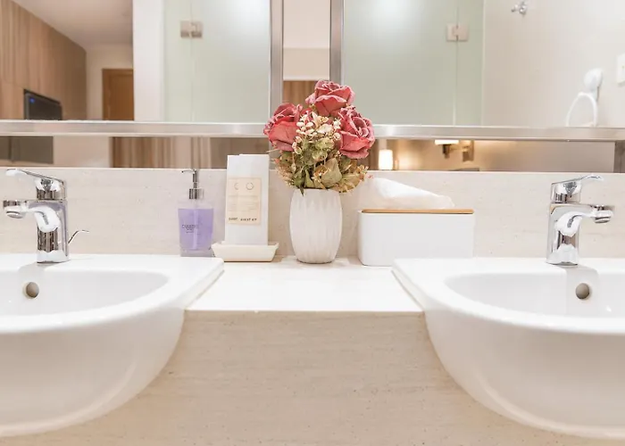 Apartahotel Unit 2402 Twin Bed The Residences At Novotel Acqua *